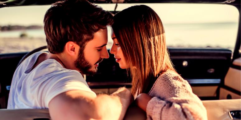 Should you kiss on the first date?